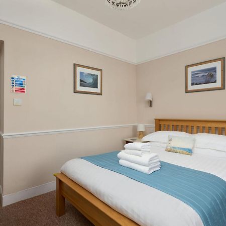 Epchris House Hotel Ilfracombe Exterior photo