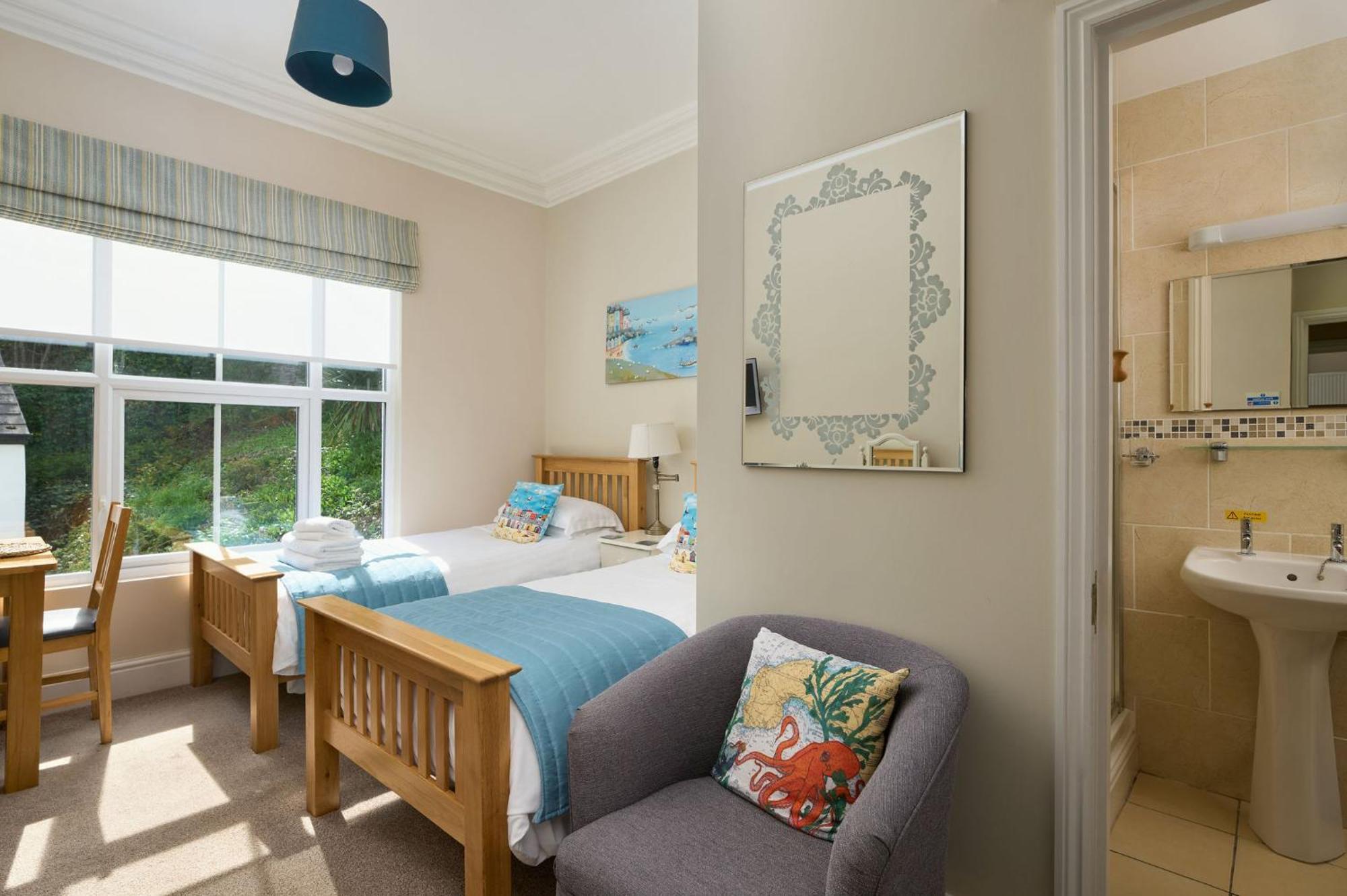 Epchris House Hotel Ilfracombe Exterior photo